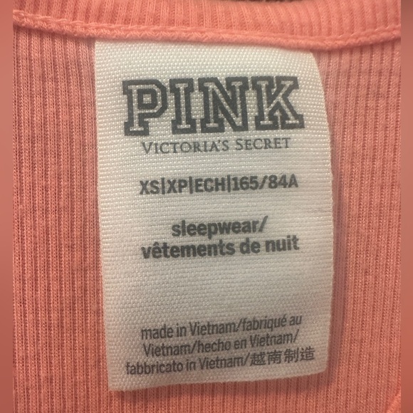 PINK by Victoria secret basic tank - Picture 2 of 4
